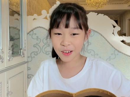 #网红零食 整蛊弟弟,挑战吃粑粑巧克力🍫#一起长大一起玩耍