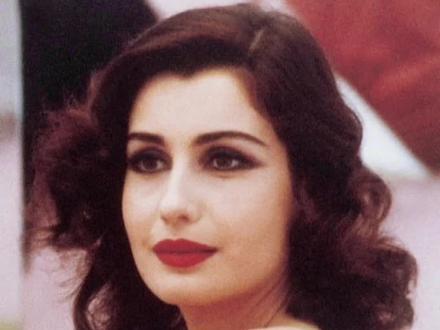 @DOU+小助手 十八岁的时候看过,她现在还是十八岁😄#下集更精彩 #好剧推荐 #千万粉丝上热门