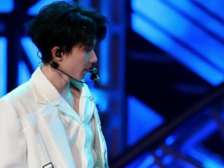 《对你爱不完》马嘉祺全程4K直拍
湖南卫视2025-2026跨年演唱会
#马嘉祺 #时代少年团 #向全世界安利 #跨年 #跨年晚会