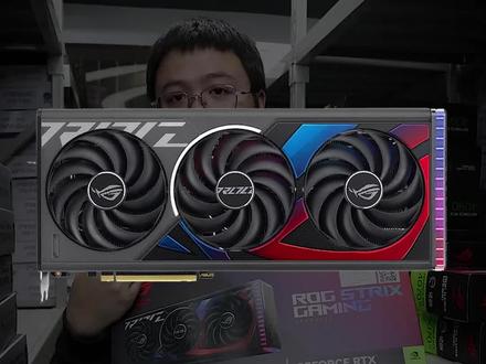 华硕 4070TI 猛禽来啰#diy电脑 #显卡 #华硕 #rog #数码科技