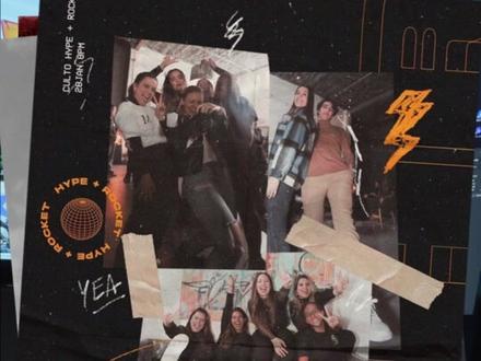 太过分了!这个套路 刚发现一个有点过分的玩法,忍不住来分享了😂以前做拼贴画要找素材→排版→调细节,少说半小时起步现在?一张随手拍+一句话,AI直接给你"生"出来撕边、光影、纹理感……说真的,非常真实🫠咒语和这个动作需要的直接评论区留言吧!#nanobanana #设计师 #拼贴艺术 #解构主义 #创意玩法