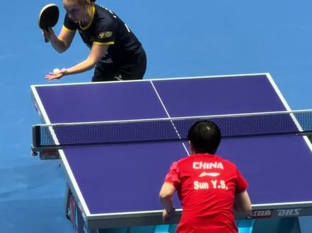 中国女团3:0瑞典强势晋级世乒赛八强
铁血一单孙颖莎出场,全程高能,忍不住连连惊叹!看莎莎打球完全欣赏来的,简直战神附体帅爆了!看莎莎把削球手溜得满场跑…痛快!
#孙颖莎#伦敦世乒赛#莎莎#莎头 #莎局