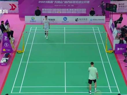 挺进决赛!31:29,福建小将章宁战胜中南大学卢迦彧#林丹杯羽毛球公开赛#新昌林丹杯#羽毛球挺进决赛!31:29,福建小将章宁战胜中南大学卢迦彧