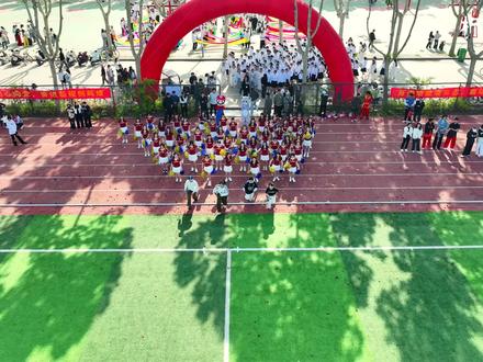 商丘学院第十九届春季田径运动会开幕式——外国语学院《Thriving in Sunlight》#商丘学院#抖音高校#运动会#商丘学院第十九届春季田径运动会