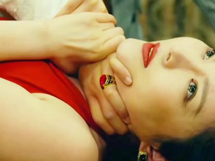 这个美女卧底不简单#致命诱惑