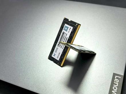 联想小新air15 2019升级内存与固态硬盘 此拆机教程以仔细与清晰易懂的角度拍摄给拆机小白,一起按步骤来提升电脑性能!关注我,告诉我你的笔电型号, 我来帮你让他重获新生。主页有笔记本电脑/台式机拆机教学、测评、知识分享的合集。关注我,告诉我们想要了解电脑性能提升的问题。
【酷寒怪兽Kooling Monster】
我们的愿景是让每个人都能有最舒适的电脑体验。我们希望在DIY电脑维修技能的普及下,让每个人都能以极低的成本实现电脑性能的大幅提升。
【声明】
该视频仅提供资讯分享,不会赔偿任何因操作所导致的损害
#联想 #联想小新air15 #固态硬盘 #内存条 #拆机视频