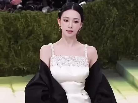 柳智敏的时尚资源就是越嘲越有,骂帝是这样的! #柳智敏