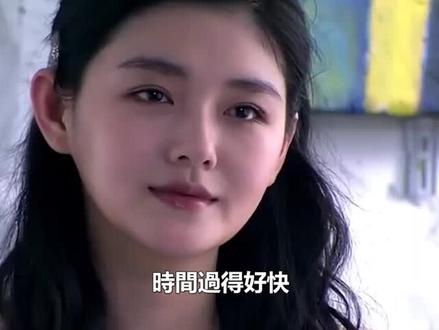 小S女兒公然頂替大S往日人設搶資源,背著姨媽同款名牌包,戴著同款首飾刻意模仿,原來血緣在赤裸裸的利益面前竟一文不值 大S#小S