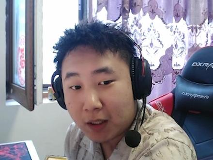 #csgo 叁胖看着像多大的岁数的 你们心目中