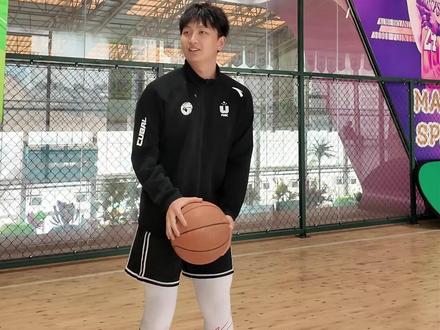 投篮没有发力感,试试这三个小技巧 三个技巧,助你成为稳定炮台#北京 #篮球 #篮球基本功 #练就有效 #一招拿捏全场