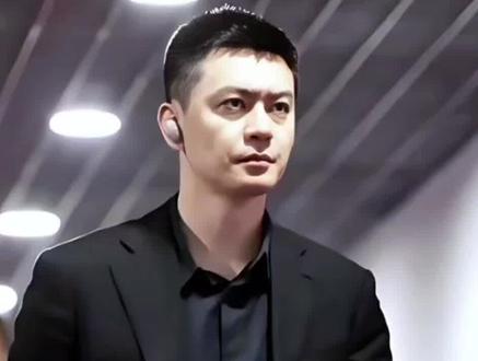 辽篮迎来新变局!杨鸣或回归!换新东家能否重回巅峰?#CBA#辽宁男篮#杨鸣 #辽篮 #创作者扶持计划