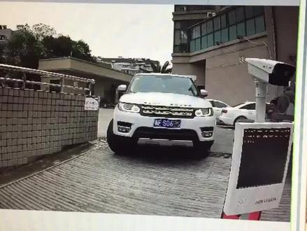 海康道闸抓拍机识别车辆为无车牌,雨水影响识别问题#安防监控 #智能化弱电工程 #道闸