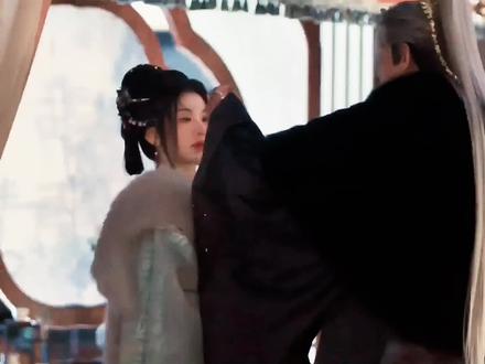 她逃他追!浅浅被疯批强制爱也照样回怼!
#孔雪儿俞浅浅集齐古偶要素 #孔雪儿 #俞浅浅