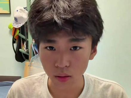 铁拳教育走进校园也未尝不可
#学生教育 #青少年三观 #女教师 #铁拳教育