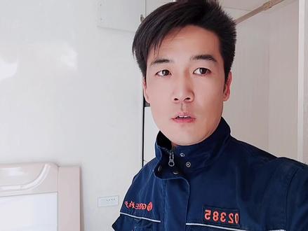 旧空调移机杰哥两部教会你美观大方的铜管走法