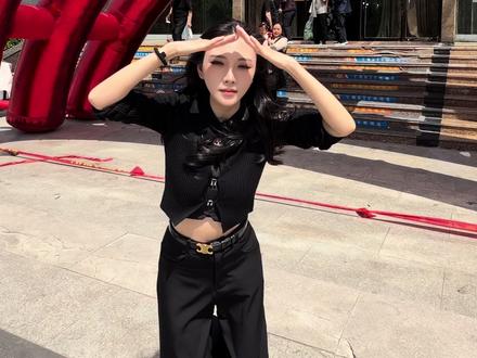 新婚快乐 幸福美满@田小野Maxine @江北北 @林夕蔓 @莫西 #婚礼 #初代同事 #辞九门回忆dj版 #误闯天家dj