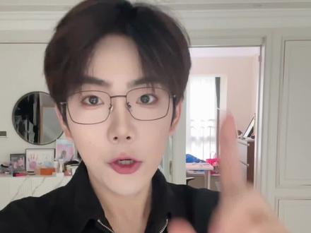 染发指南一次性说明白!今天还叫上了我的发型师,帮大家判断适合的发色#染发 #发色 #挑染