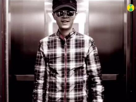 这波复刻带点痛感#方大同 #因为你 #抽象