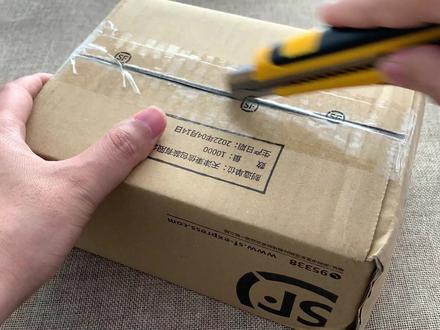 「站长开箱」荣耀Play6T开箱体验,千元手机新选择 #开箱视频 #开箱vlog #开箱测评 #数码科技