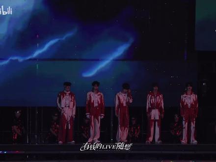 这是TOP输了的舞台??? #TOP登陆少年组合 #TF家族荣耀之战 #就是现在 #TOP输给了TF家族四代