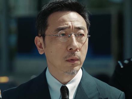 她的盛焰大结局:蒋东朝被判无期,白靓靓疯了,饶雨瓷苦尽甘来