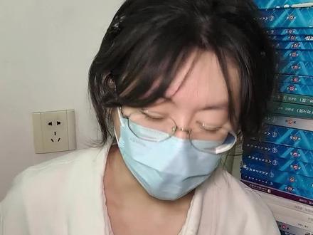 考研复试核心——导师想看你是不是一个正常人,是不是一个好用的牛马(附自我介绍ppt制作攻略)#医学生 #考研复试 #人类对豆包的开发不足百分之一 #三分钟生成PPT #遇事不决问豆包