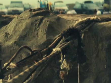 一口气看完最新灾难电影《末日逃生2》 #影视经典补完计划 #抖音午夜放映厅 #青年创作者成长计划 #了不起的精讲团 #影娱漫谈编辑部