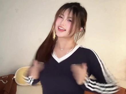 宝贝们,30秒就够啦,点击右下角拍同款 #简单好看的舞蹈 #米糕摇10 #舞蹈教学 #一学就会系列 #青年创作者成长计划