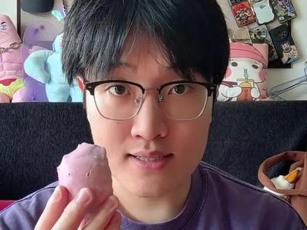 草莓脆皮猪膀胱!#猪膀胱 #猪小肚 #草莓巧克力 #青年创作者成长计划