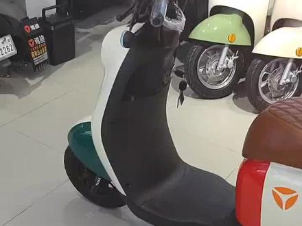 推荐一款雅迪DQ6#店内实拍 #总有一款适合你