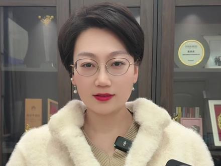 大小多少随心调,桌面美学不设限!华为手机这些实用小功能,你还不快来学一学!#华为手机 #华为Mate80#华为X7 #实用小技巧 #热门 @抖音小助手 @DOU+小助手 @抖音创作小助手 @华为终端