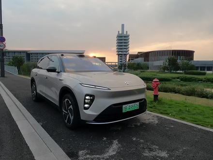 浅浅试驾蔚来es8主打 一个大字 冰箱沙发和音箱#蔚来 #新能源汽车 #dou是好车 #蔚来es8