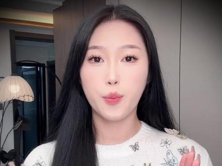 快叫上闺蜜一起来多闪养小火人吧 #多闪app #多闪