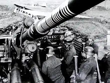 高炮放平,坦克绕行!