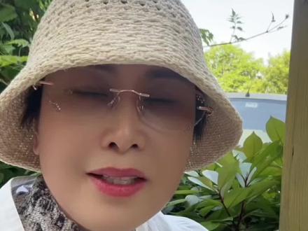 双亲已逝,手足情深。公婆留下最好的礼物,便是同心和睦的兄弟四人。往后余生,互为依靠,常聚常念。
#家风传承 #兄弟情深 #父母恩情 #农村生活 #真实感人