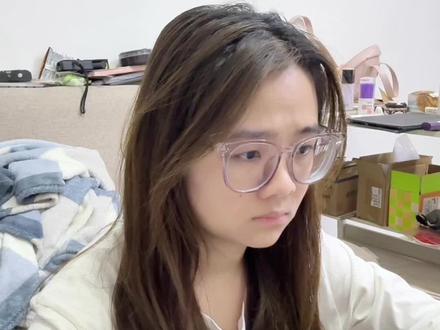 凌晨五点我被双轨虐的睡不着🥹🥹🥹
@双轨(昏头版 赔我眼泪🥺🥺🥺🥺🥺#双轨开虐了 #双轨 #姜暮靳朝 #虞书欣 #何与