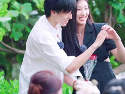 丹凝和max太甜了呜呜呜,马上最后一期了好舍不得呀 #刘丹凝 #王振宇 #闪耀吧体育生