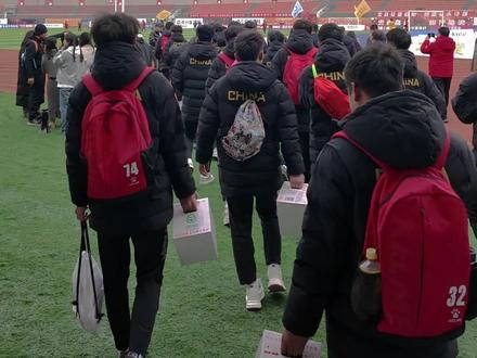 渝超丰都南天湖队到达忠县进行训练 #足球的魅力 #渝超 #丰都 #忠县