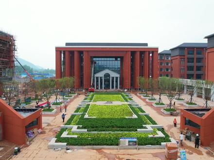 新建设的黄石二中滨江学校来了!