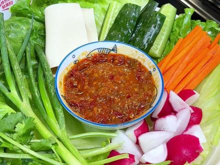 天热懒得开火做饭,我就把晚餐换成了东北蘸酱菜,低脂低卡,关键是顶饱还没负担#蘸酱菜#东北蘸酱菜#嘎嘎好吃