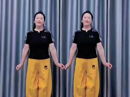 热门舞蹈《目瑙纵歌》正面演示。欢快轻松,弹跳风格!