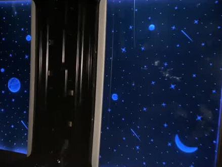 奥迪A8天窗升级星空顶棚@抖音汽车