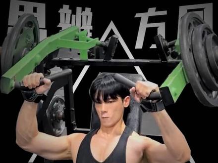 解析!厨子哥,木秀于林风必摧之!~ #恋综 #伊小凡 #厨子哥 #装唐 #势均力敌的我们