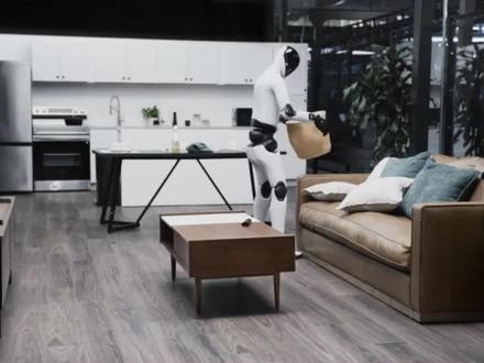 马斯克:这个机器人是自主操作还是远程操控?#机器人#人工智能#科技#Ai#马斯克