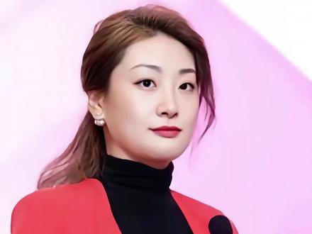 在豪门闹剧里,再次见识到了宗馥莉的权威#宗馥莉#强女#大女主#娃哈哈毛巾少爷