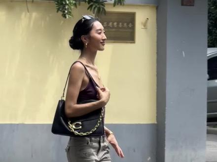 辣妹无肩带大公开! #今天穿什么 #种草 #幸棉前扣无肩带 #和恋夏风一起过夏天