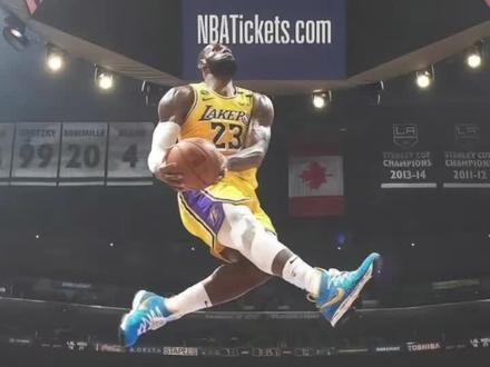 詹黑认为詹姆斯4+4+4太容易了很多人都能做到,所以他不能排第二#nba开心麻花 #詹姆斯411工程 #詹黑与詹密之争
