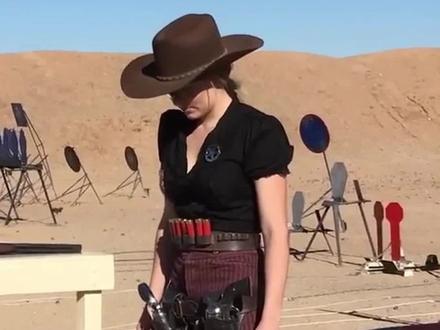 牛仔对决,慢拔out #武器科普 #军事科普 #军迷发烧友