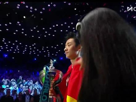 斯诺克历史上首位00后世锦赛冠军吴宜泽,世锦赛十佳球。#斯诺克世锦赛#吴宜泽#台球经典瞬间 #十佳球