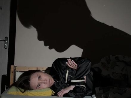 9-3=6啊,没错为什么要道歉…#金牌育言家 #聪明小脑袋国宝也可AI #她们的精选